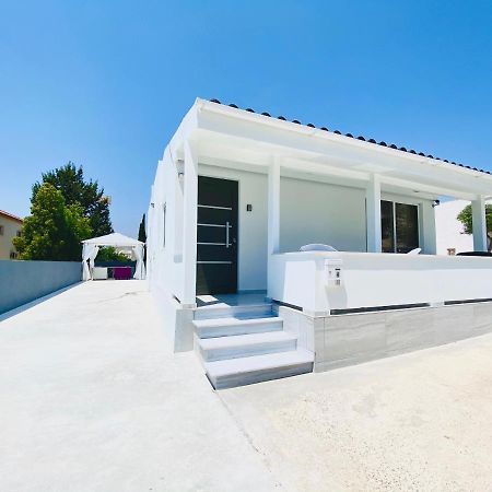 Sandy Bay Villa Ayia Napa Eksteriør billede