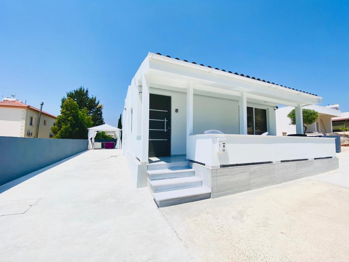 Sandy Bay Villa Ayia Napa Eksteriør billede